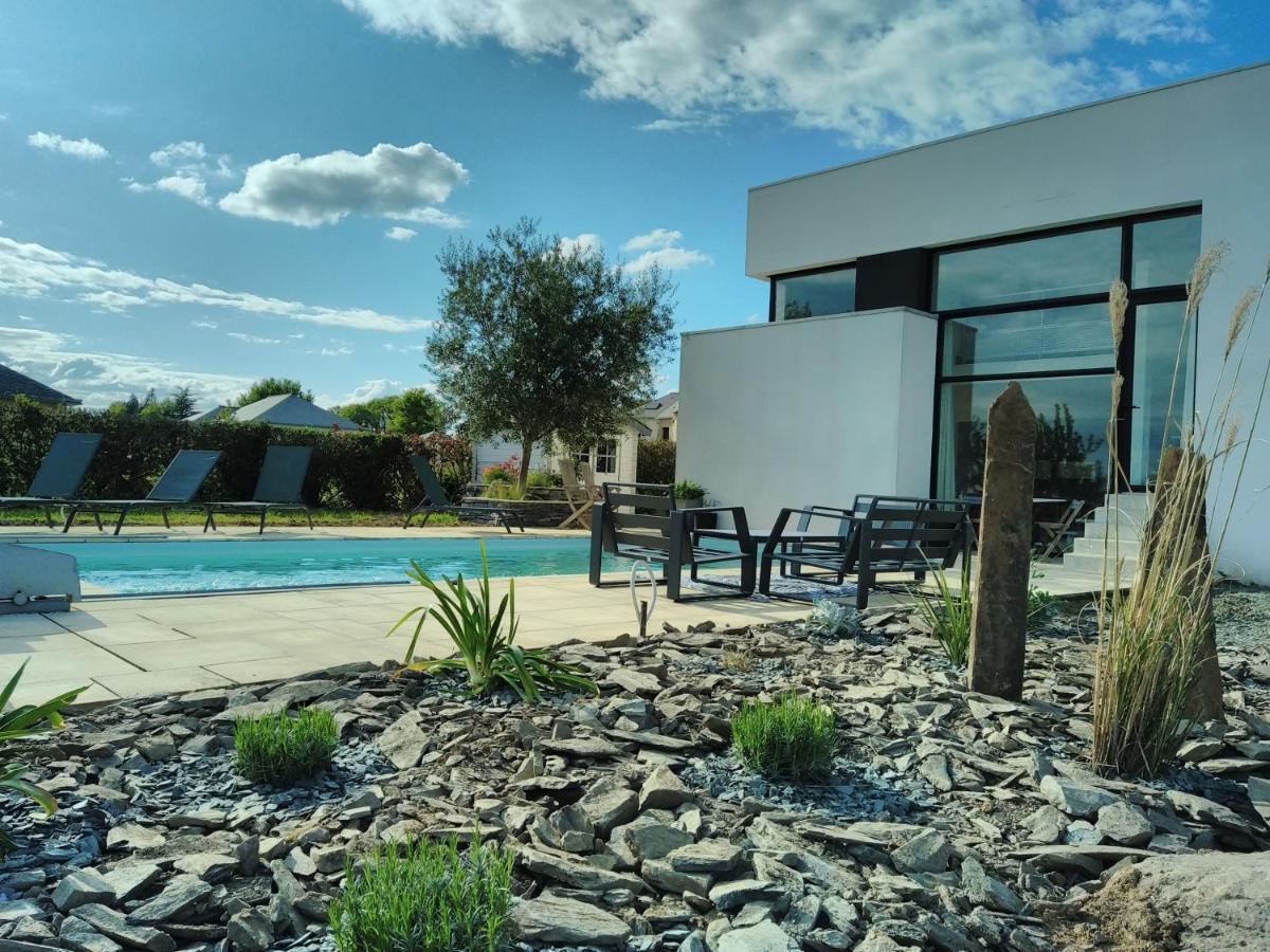 Maison/Villa avec piscine privée Gîte Brain d'eau La Chapelle-de-Brain Esterno foto